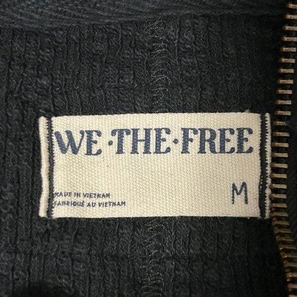 Women's We the Free Distressed Gray Thermal Crop Shirt - MEDIUM - Picture 7 of 12